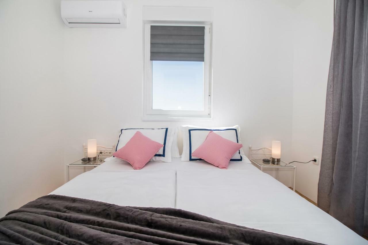 Apartment Hera With Balcony And Free Parking ザダル エクステリア 写真