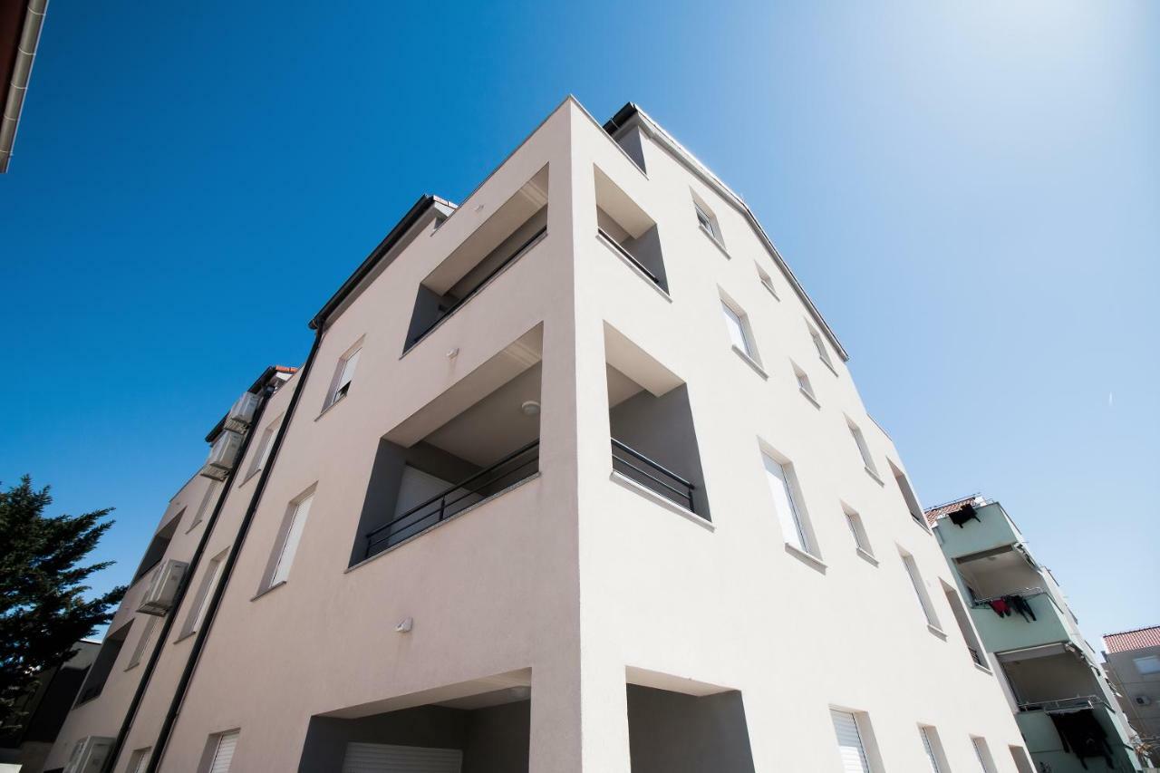 Apartment Hera With Balcony And Free Parking ザダル エクステリア 写真